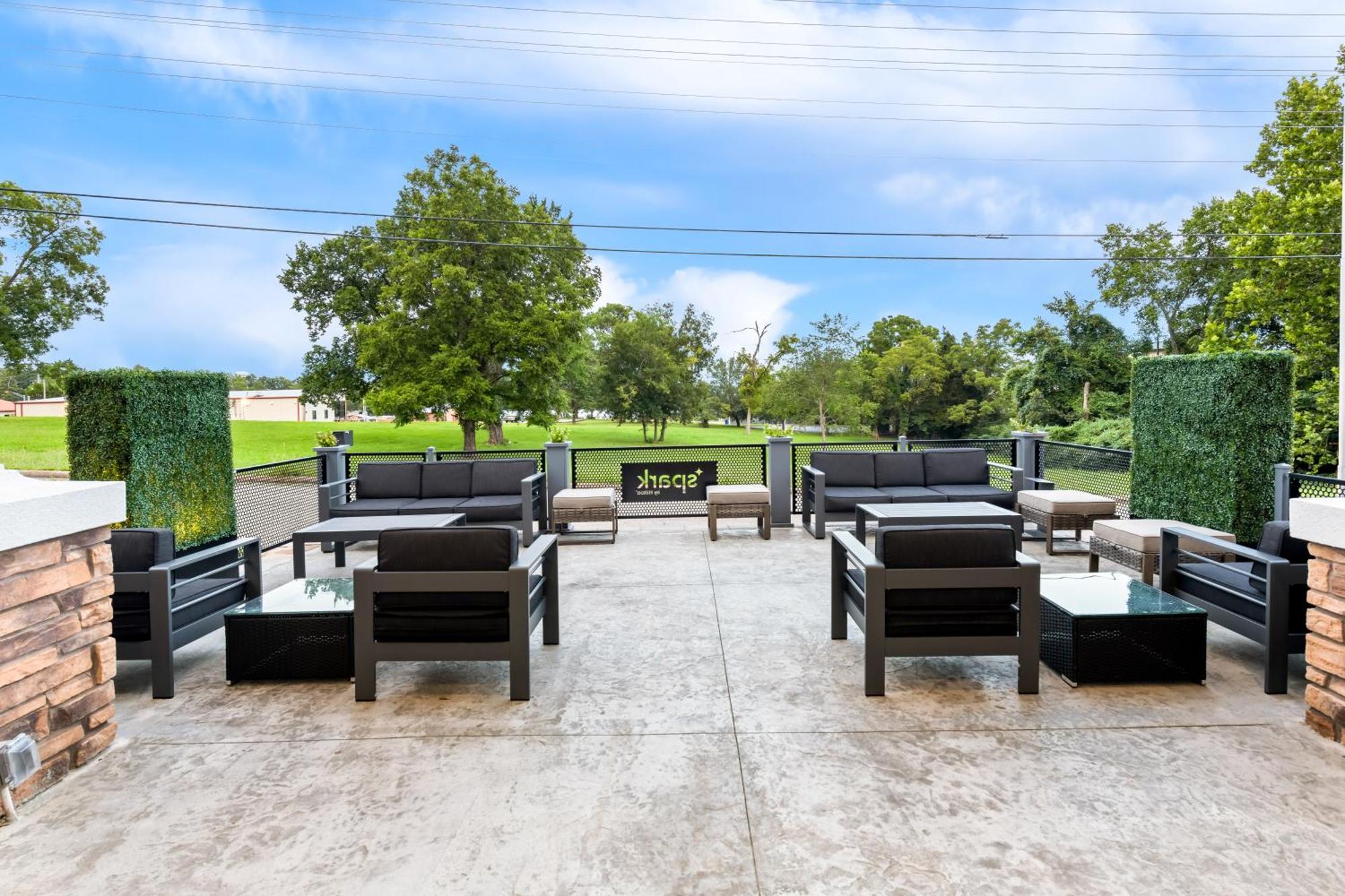 Spark By Hilton Branson Meadows ภายนอก รูปภาพ