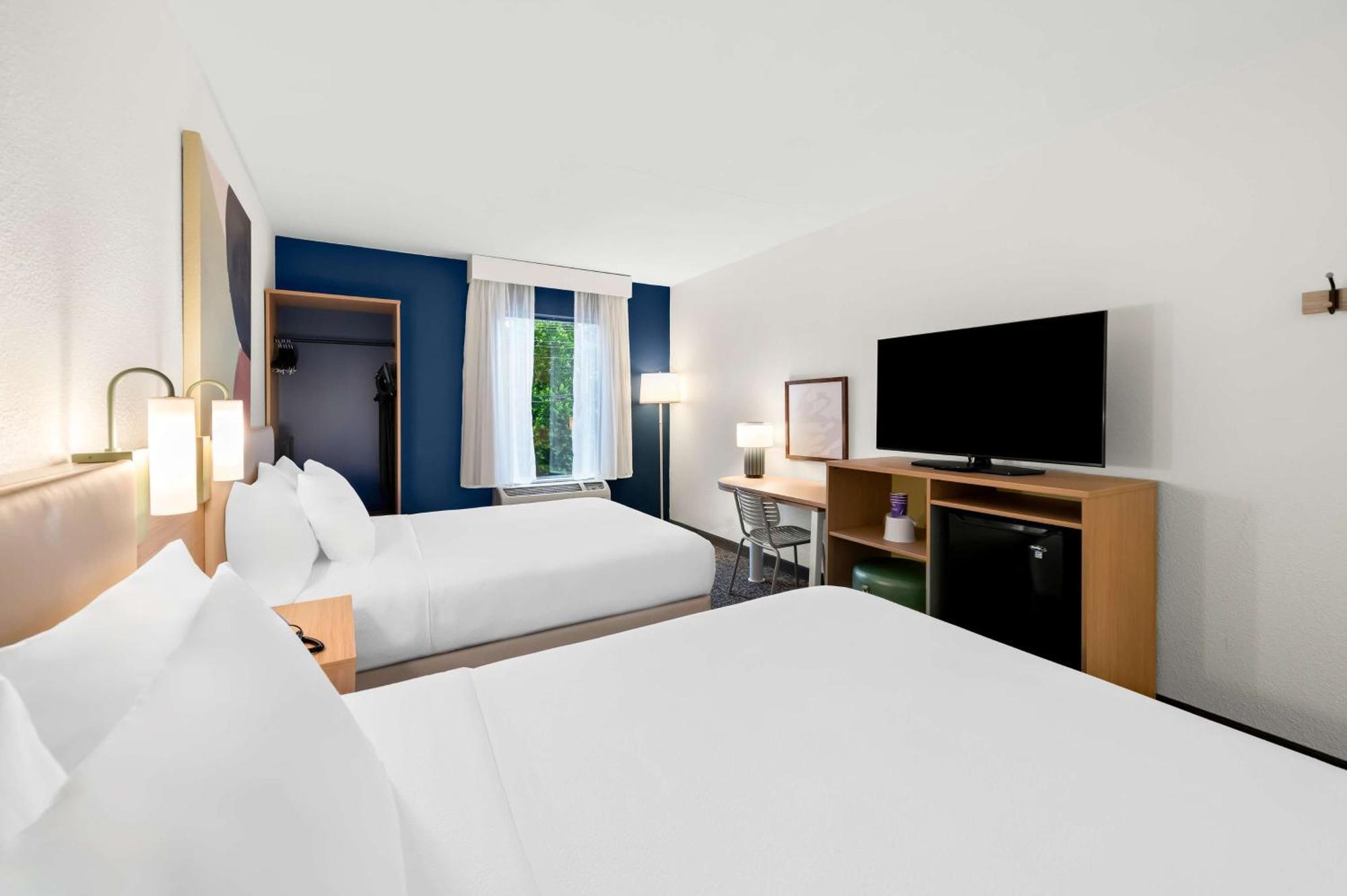 Spark By Hilton Branson Meadows ภายนอก รูปภาพ
